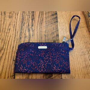 Baggalini wristlet wallet